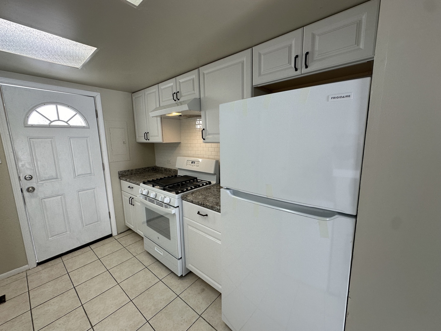 474 Meadow Green Lane #474, Round Lake Beach, IL 60073