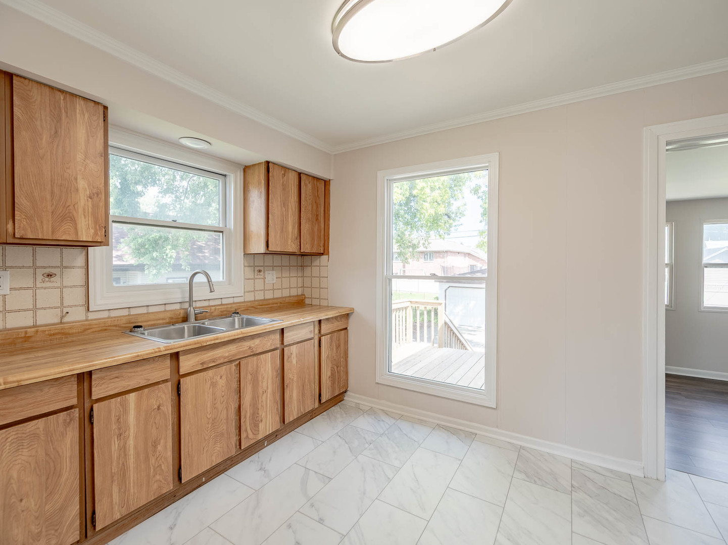 9729 Merton Avenue, Oak Lawn, IL 60453
