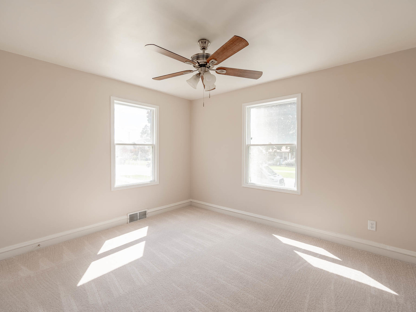 9729 Merton Avenue, Oak Lawn, IL 60453