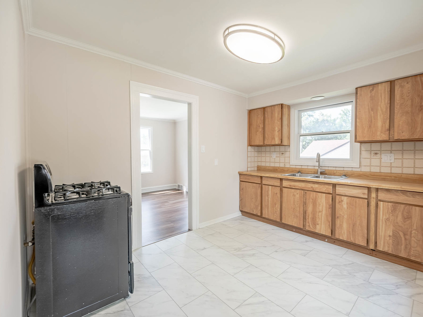 9729 Merton Avenue, Oak Lawn, IL 60453