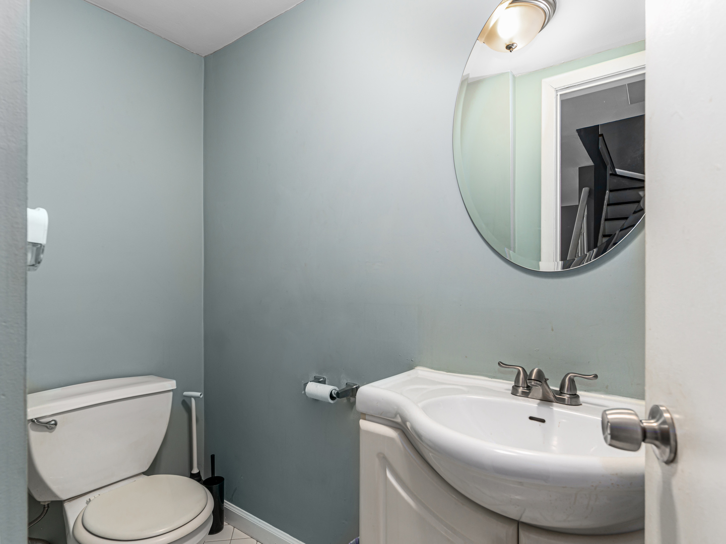 1543 Franklin Avenue #B, River Forest, IL 60305
