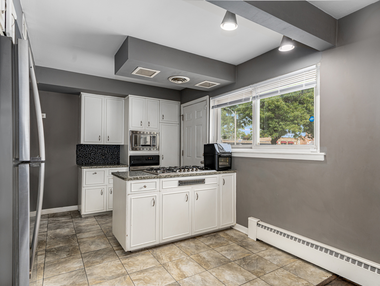 1543 Franklin Avenue #B, River Forest, IL 60305