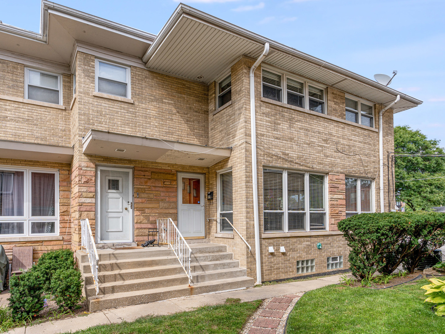 1543 Franklin Avenue #B, River Forest, IL 60305