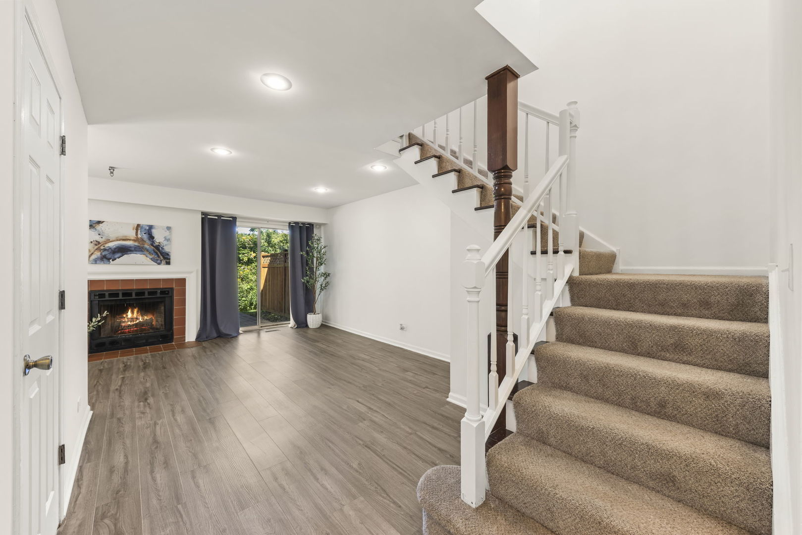 1516 Lighthouse Drive, Naperville, IL 60565