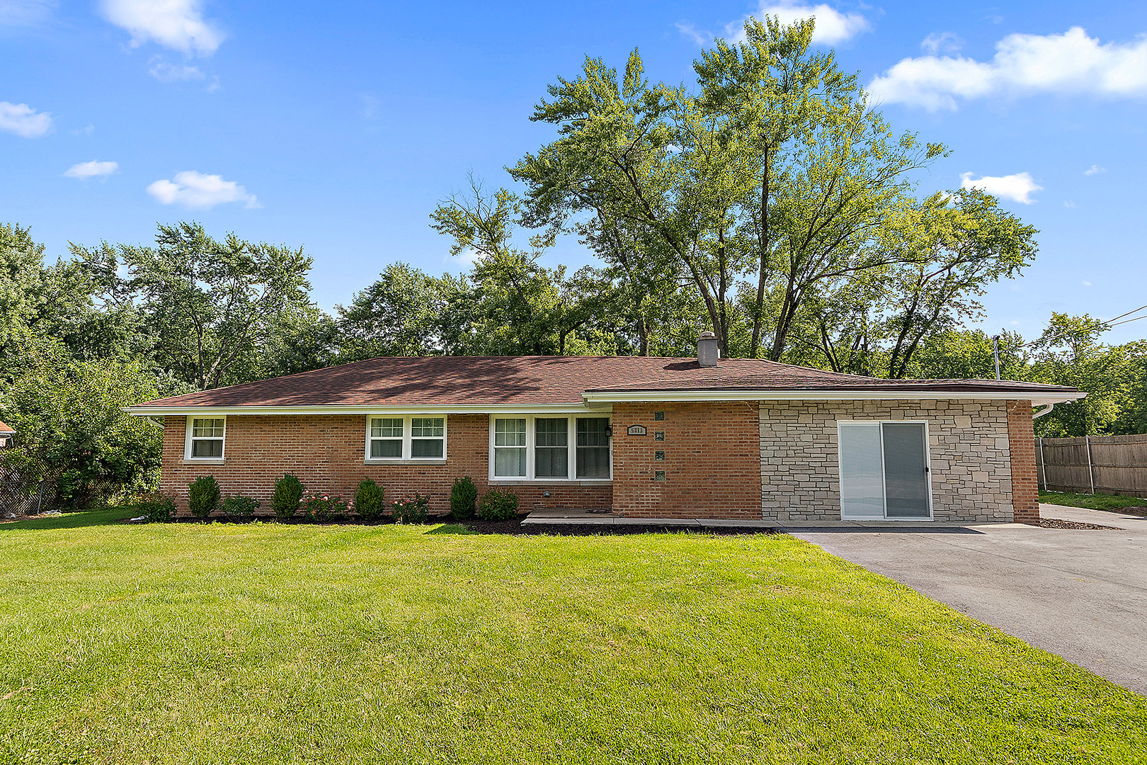5813 Midlothian Turnpike, Midlothian, IL 60445