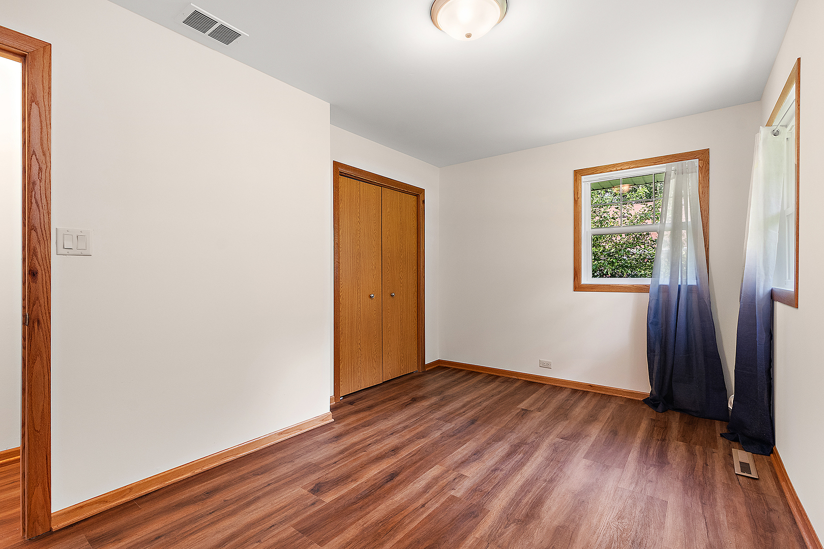 5813 Midlothian Turnpike, Midlothian, IL 60445