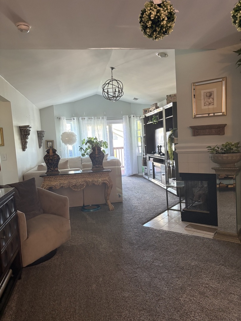 723 Daybreak Lane #723, Carol Stream, IL 60188