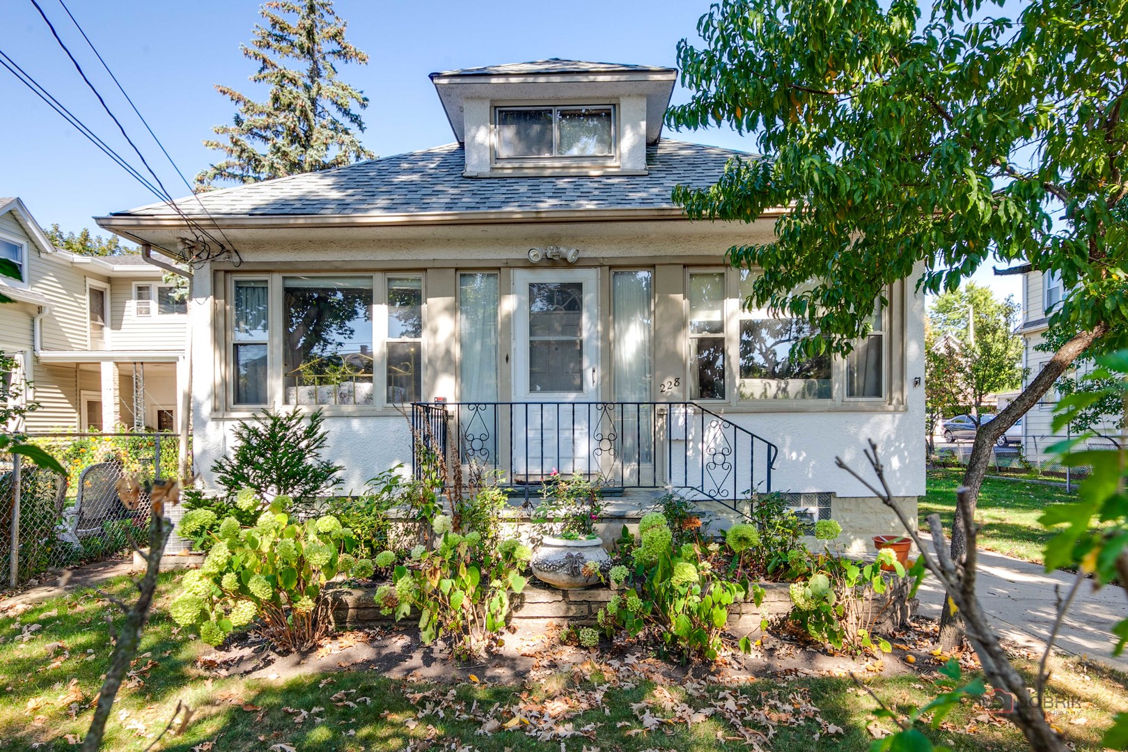 228 Llewellyn Avenue, Highwood, IL 60040