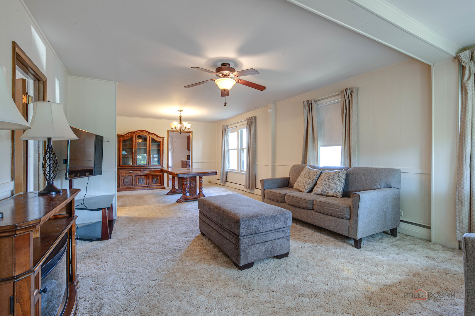 228 Llewellyn Avenue, Highwood, IL 60040