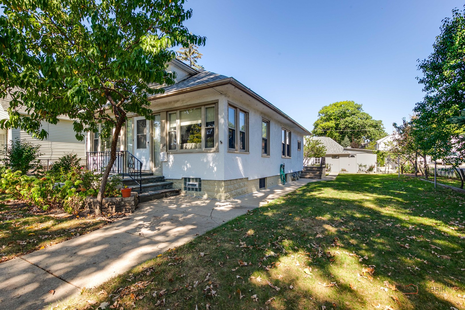 228 Llewellyn Avenue, Highwood, IL 60040