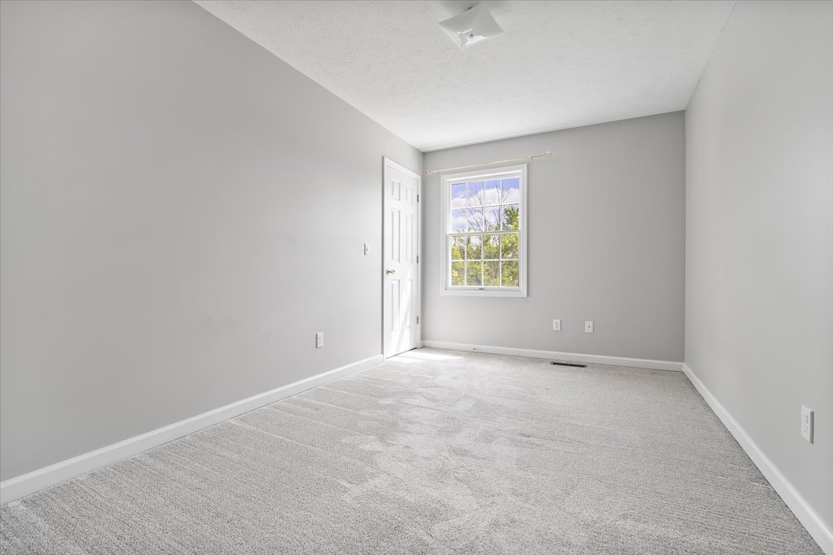 23 Breckenwood Court, Bloomington, IL 61704