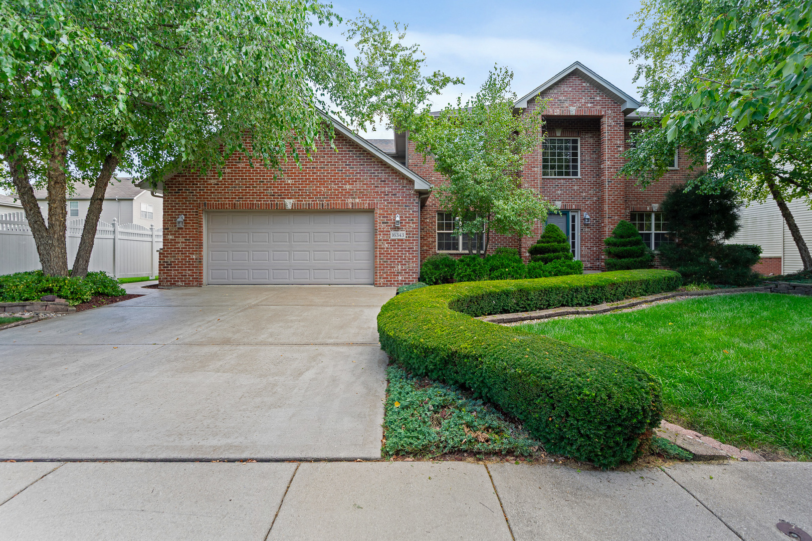 16343 Pioneer Parkway, Lockport, IL 60441