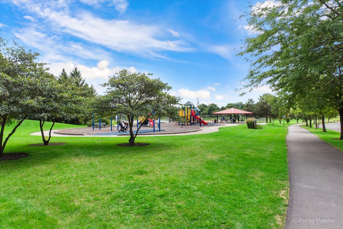 2813 Odlum Drive, Schaumburg, IL 60194