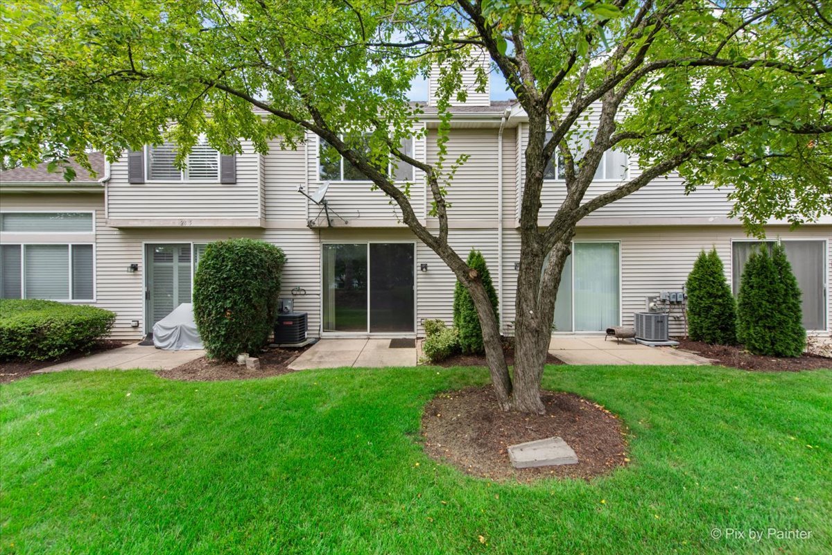 2813 Odlum Drive, Schaumburg, IL 60194