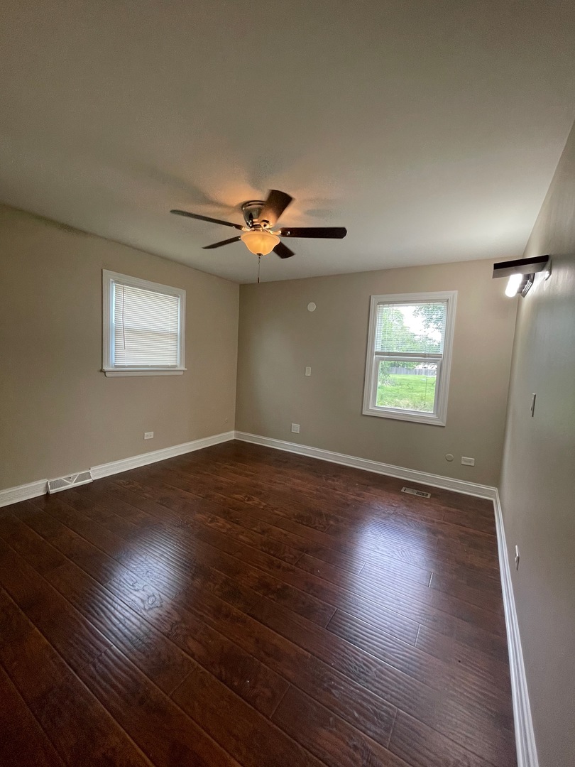 1006 E 15th Street, Lombard, IL 60148