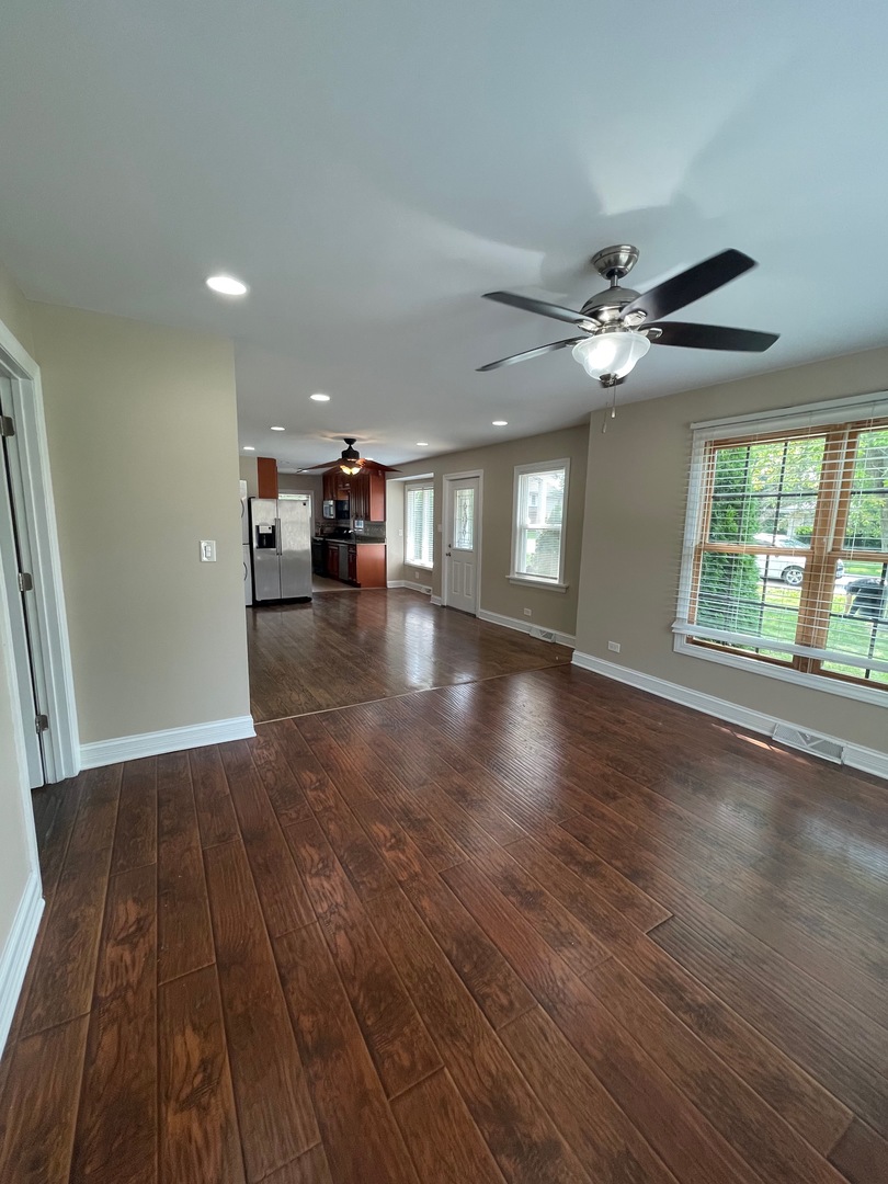 1006 E 15th Street, Lombard, IL 60148