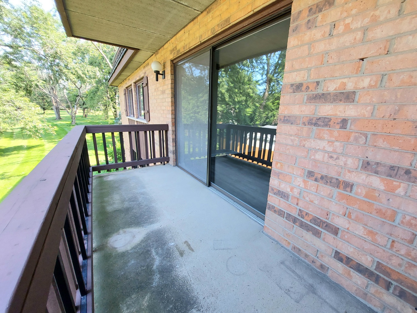 8100 Woodglen Lane #204, Downers Grove, IL 60516