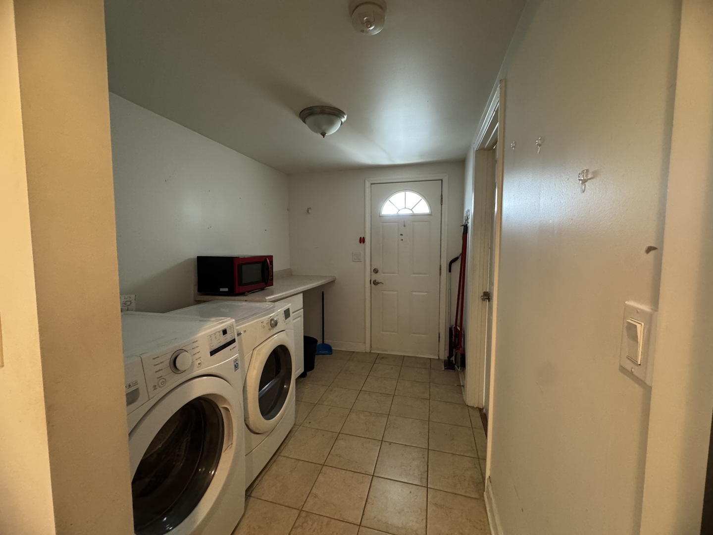 4049 W 89th Place, Hometown, IL 60456
