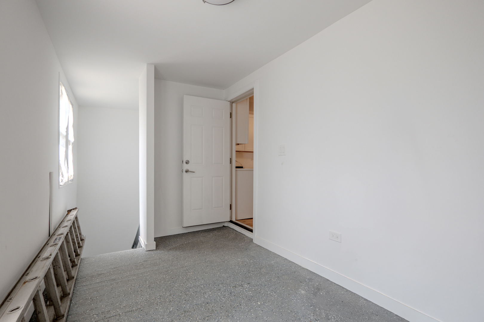 5927 W Erie Street, Chicago, IL 60644