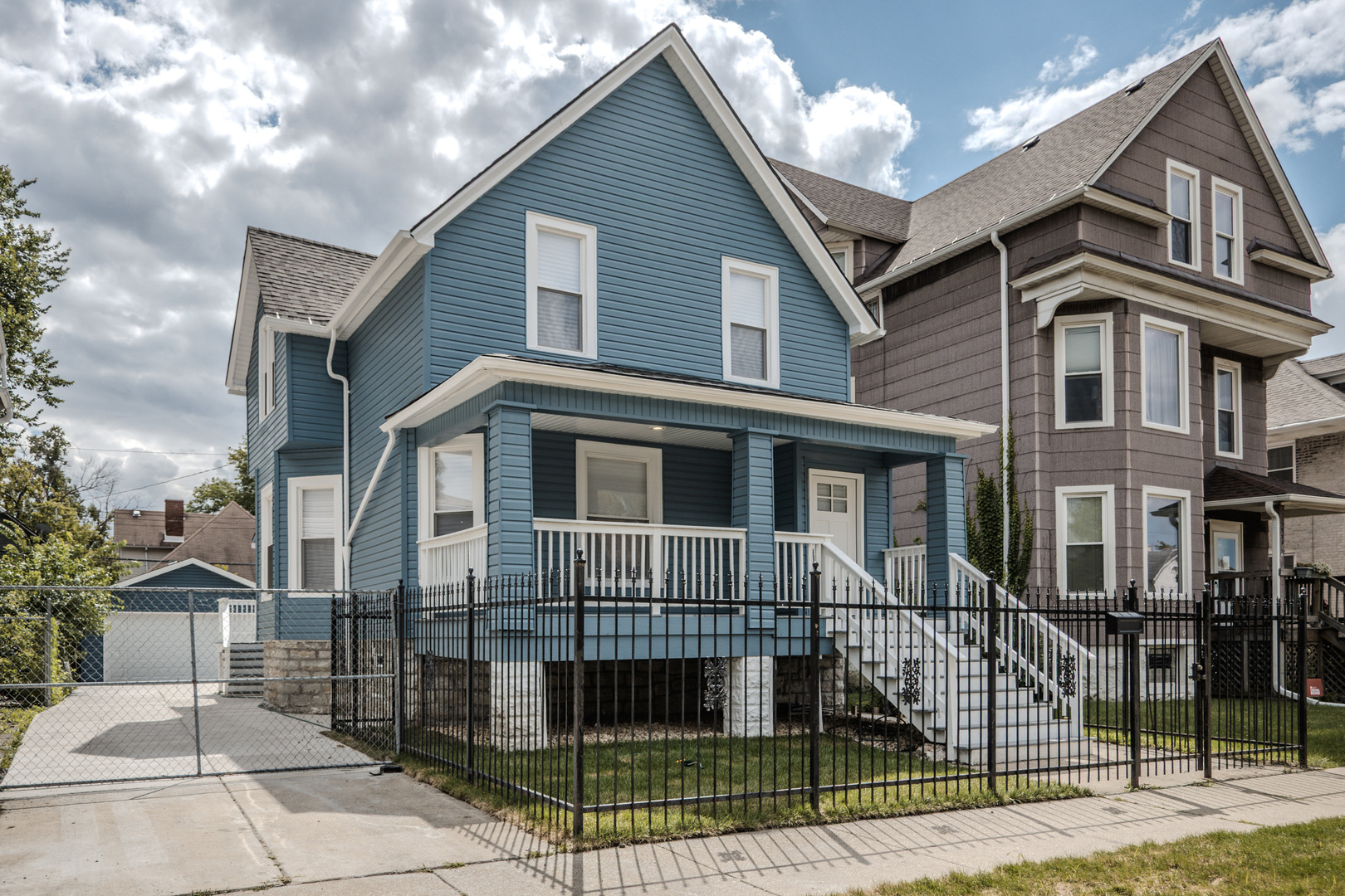 5927 W Erie Street, Chicago, IL 60644