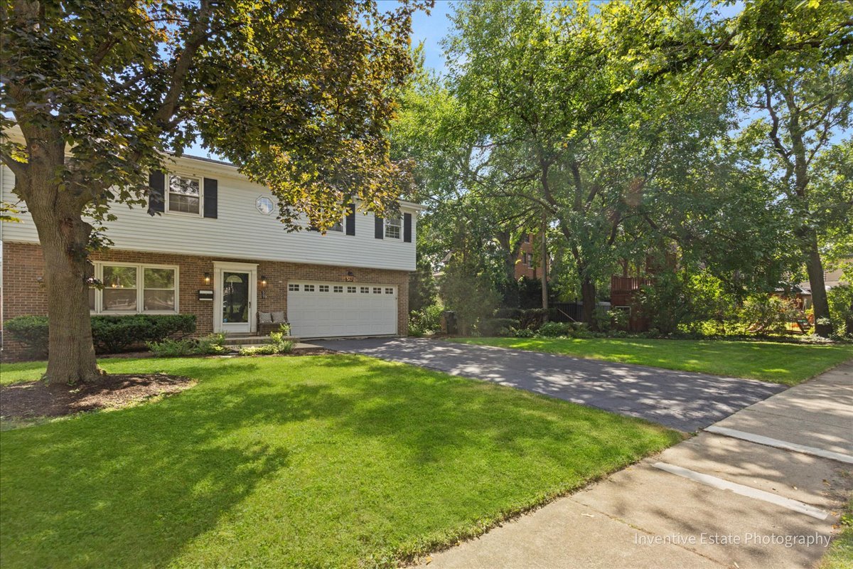567 Byrd Road, Riverside, IL 60546