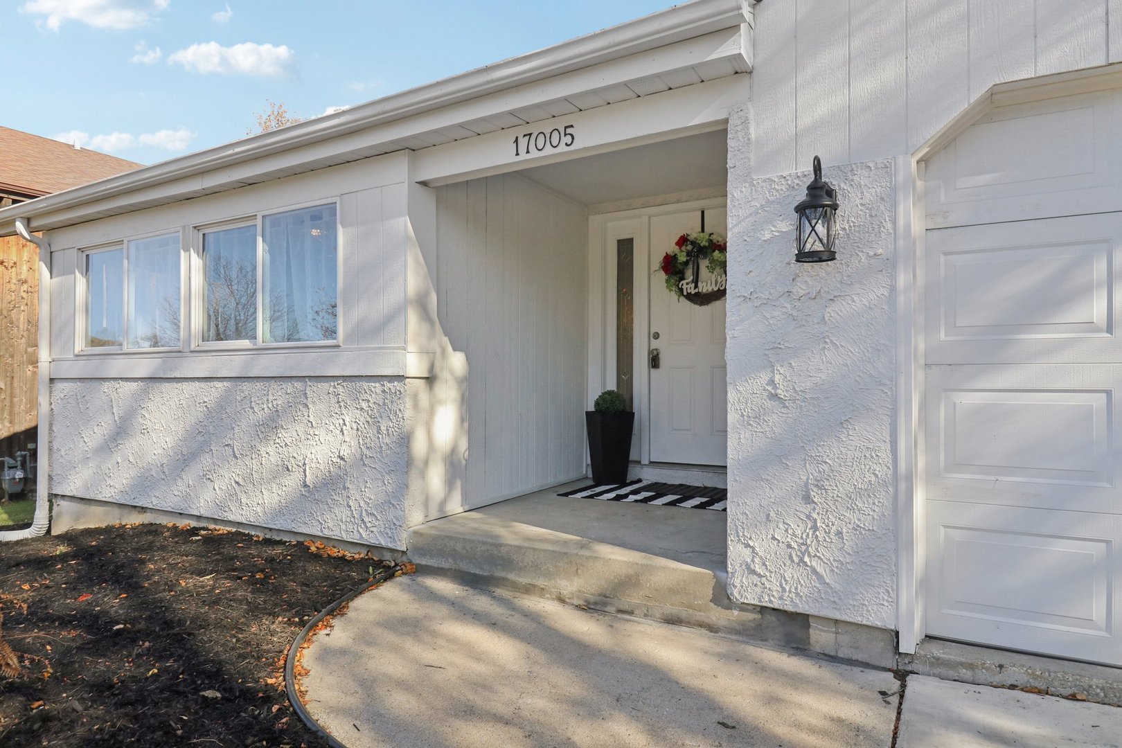 17005 Thackery Street, Oak Forest, IL 60452