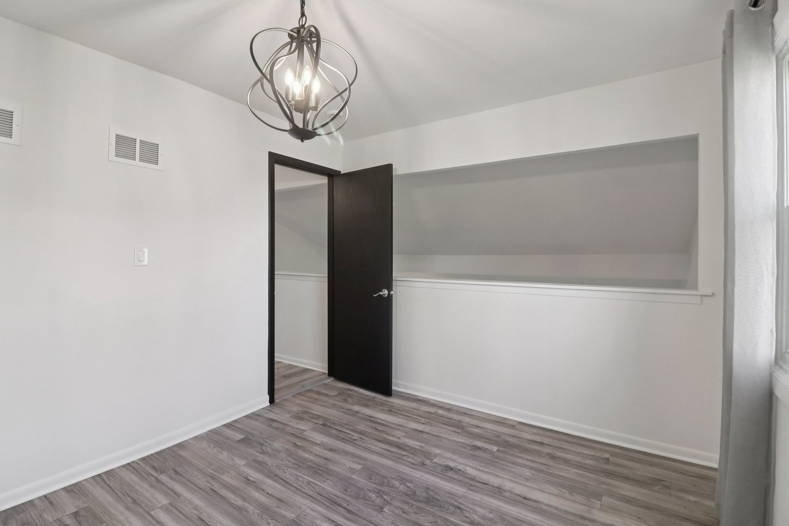 17005 Thackery Street, Oak Forest, IL 60452