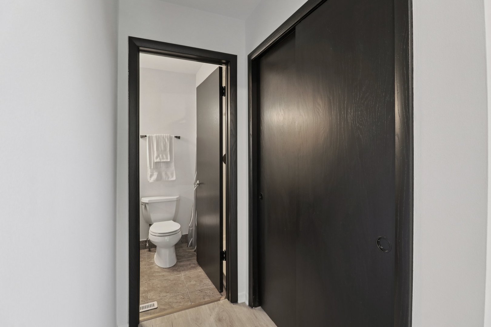 17005 Thackery Street, Oak Forest, IL 60452