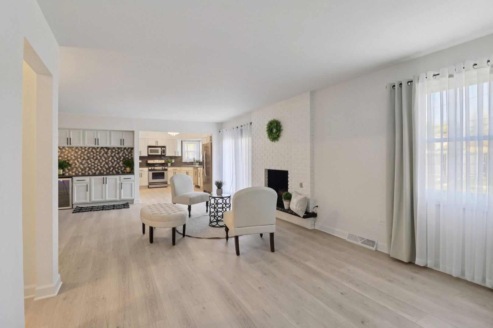 17005 Thackery Street, Oak Forest, IL 60452