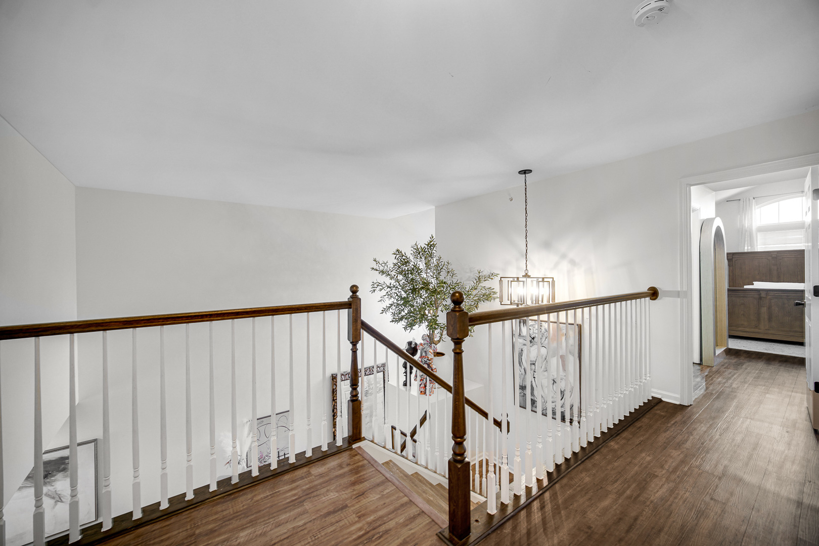 6077 Delaney Drive #20-2, Hoffman Estates, IL 60192