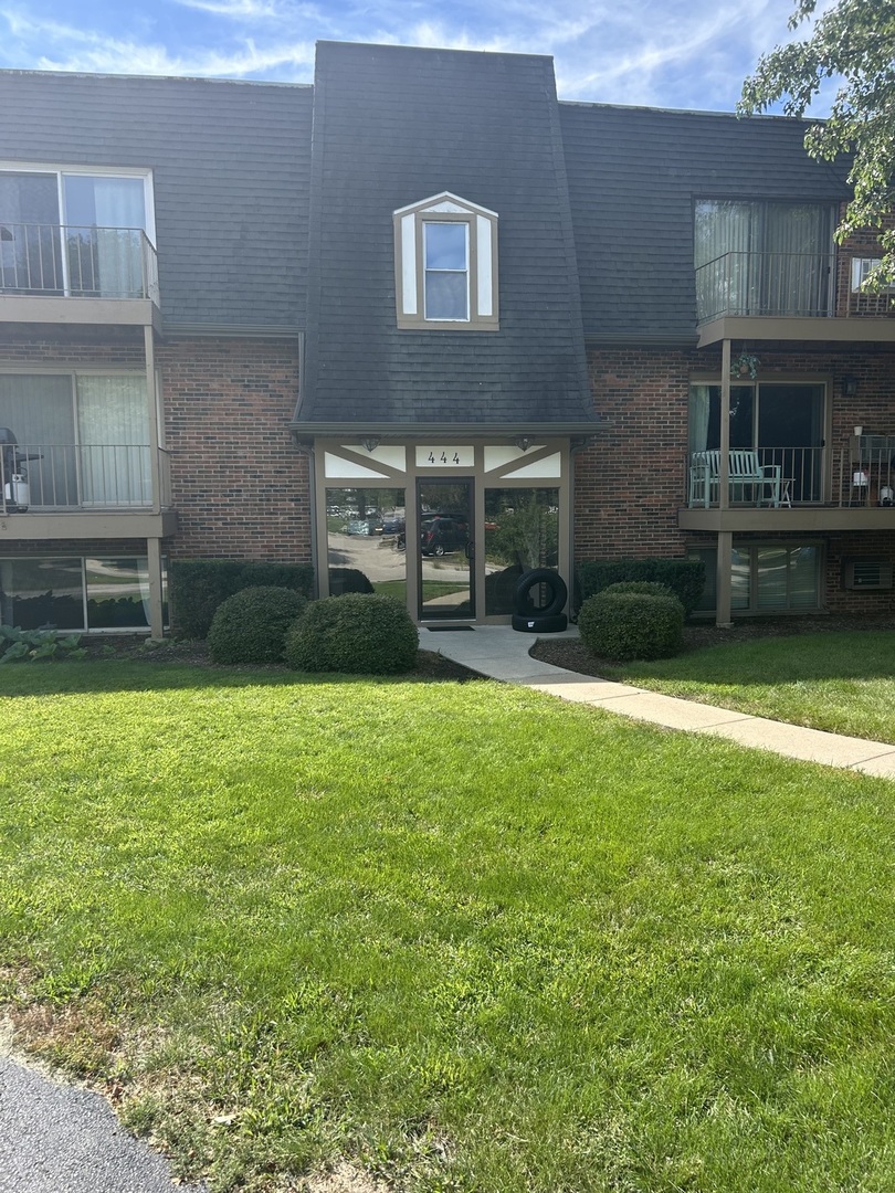 West Dundee,  IL 60118