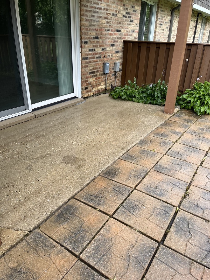 4418 Euclid Avenue #1B, Rolling Meadows, IL 60008