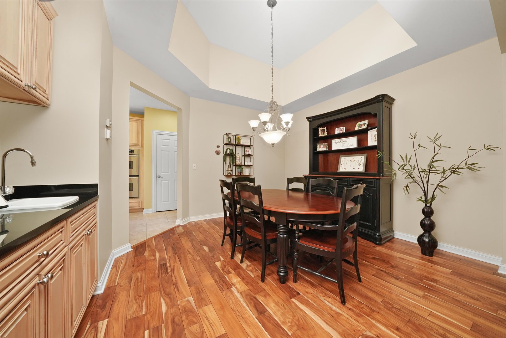 19 LAUGHRY Lane, Palos Park, IL 60464