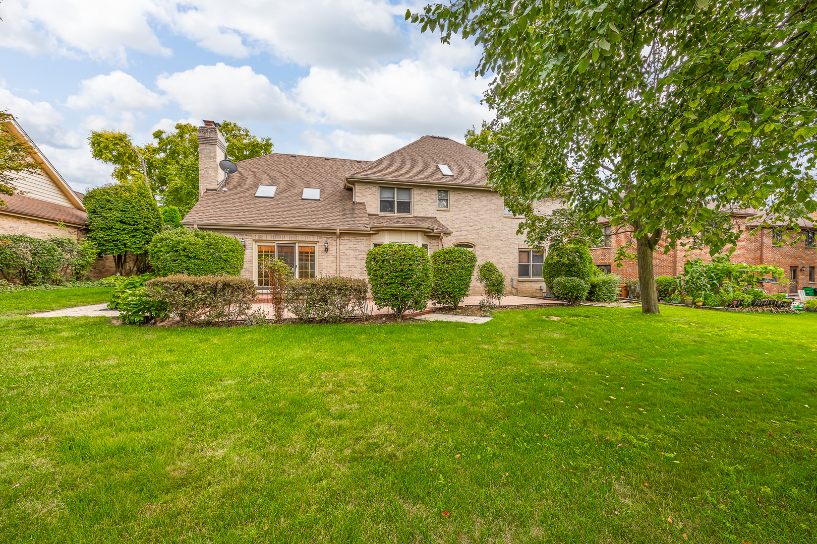 140 Founders Pointe S, Bloomingdale, IL 60108