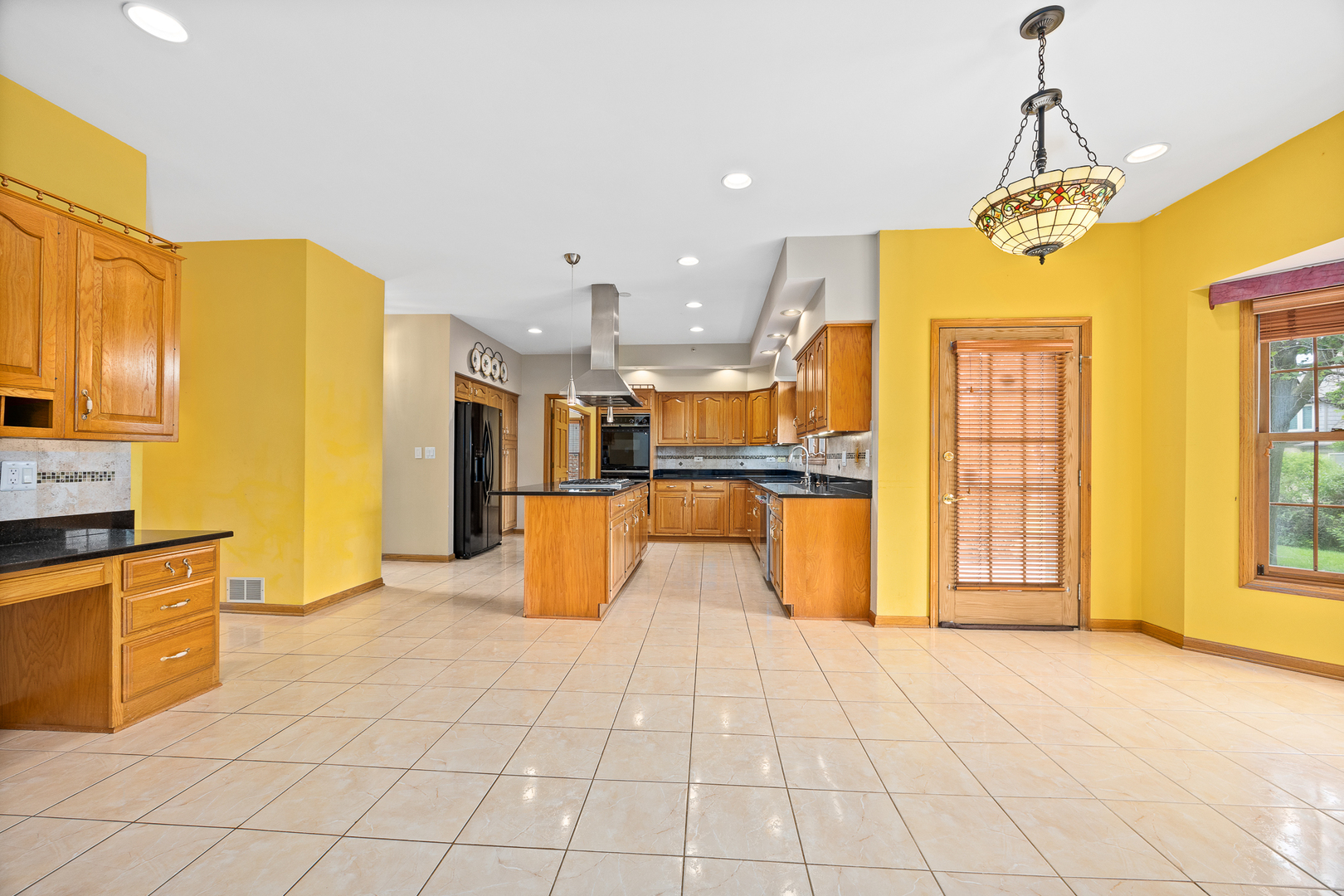 140 Founders Pointe S, Bloomingdale, IL 60108