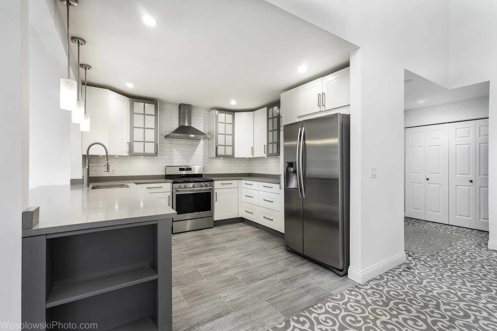 673 Pembridge Lane #B, Prospect Heights, IL 60070