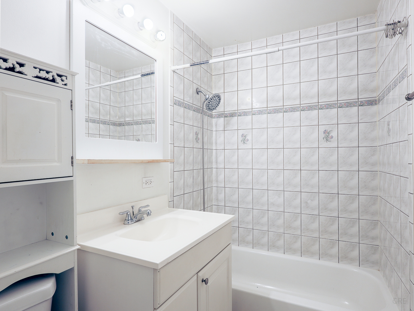 2425 RANDALL Lane #1A, Arlington Heights, IL 60004