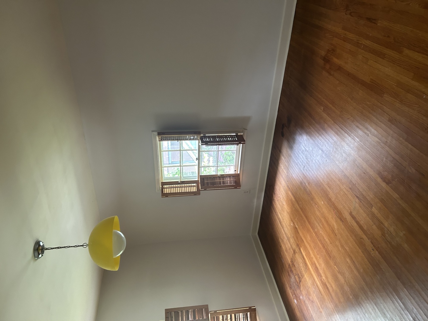 61 S Russell Avenue, Aurora, IL 60506