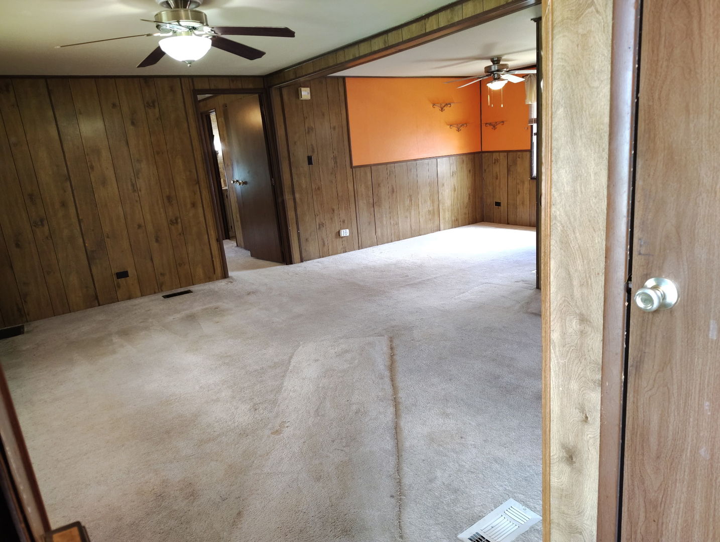 3326 Old Plank Road, Park City, IL 60085