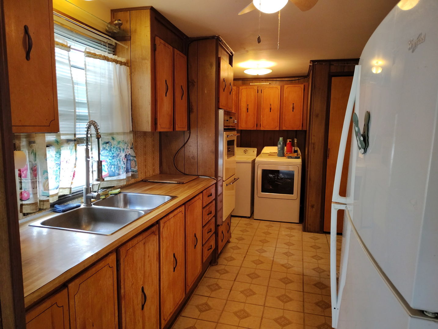 3326 Old Plank Road, Park City, IL 60085