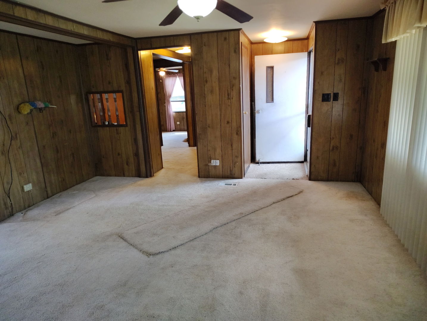 3326 Old Plank Road, Park City, IL 60085