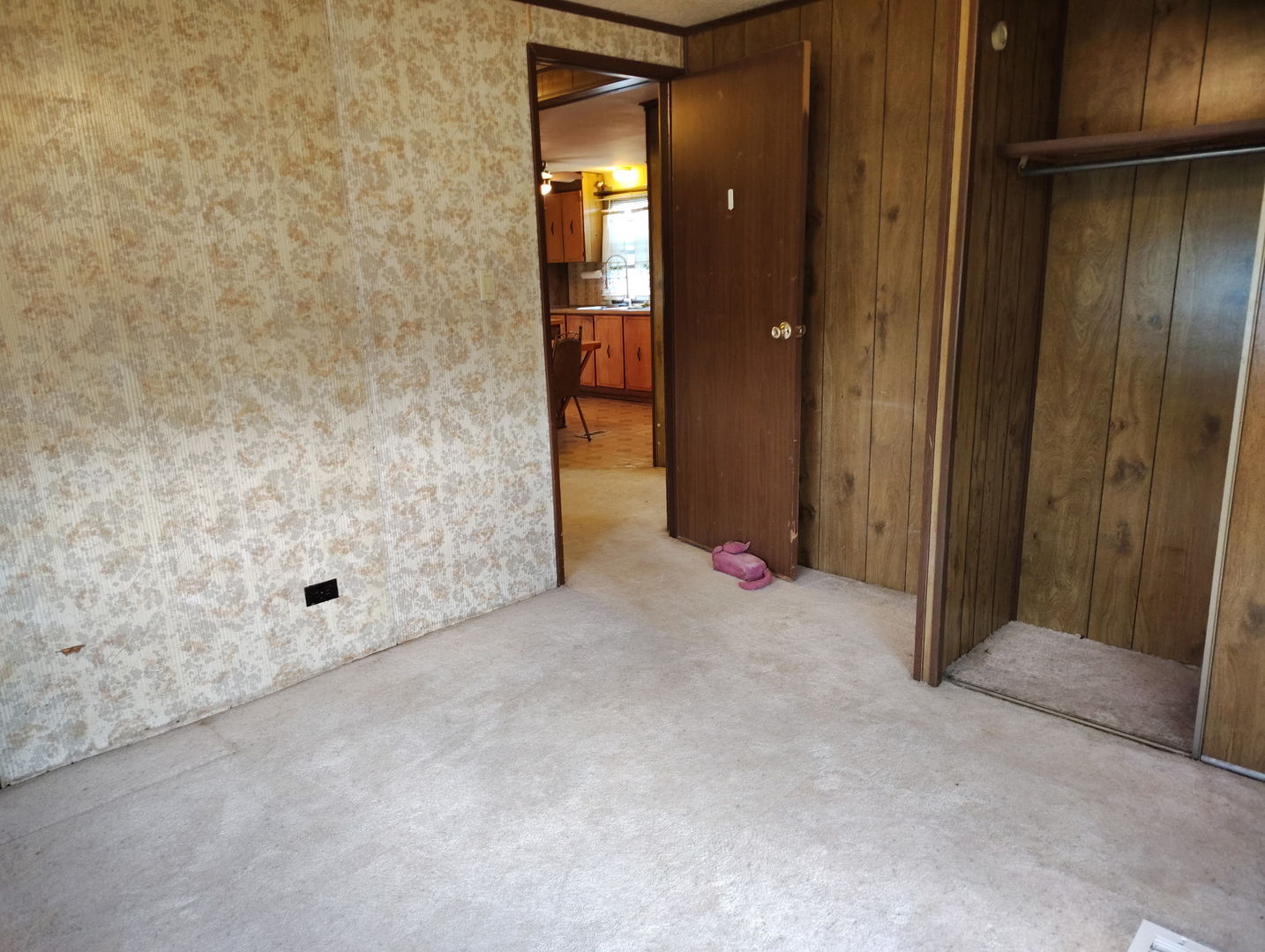 3326 Old Plank Road, Park City, IL 60085