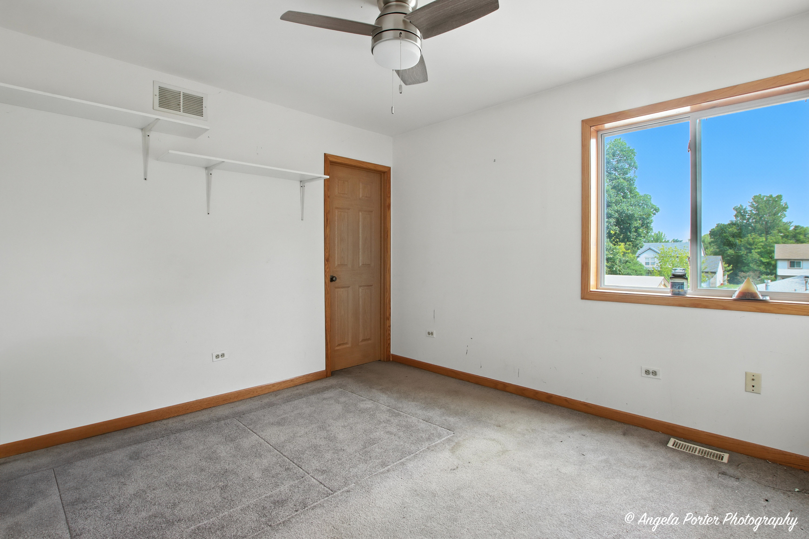 35954 N Hunt Avenue, Ingleside, IL 60041