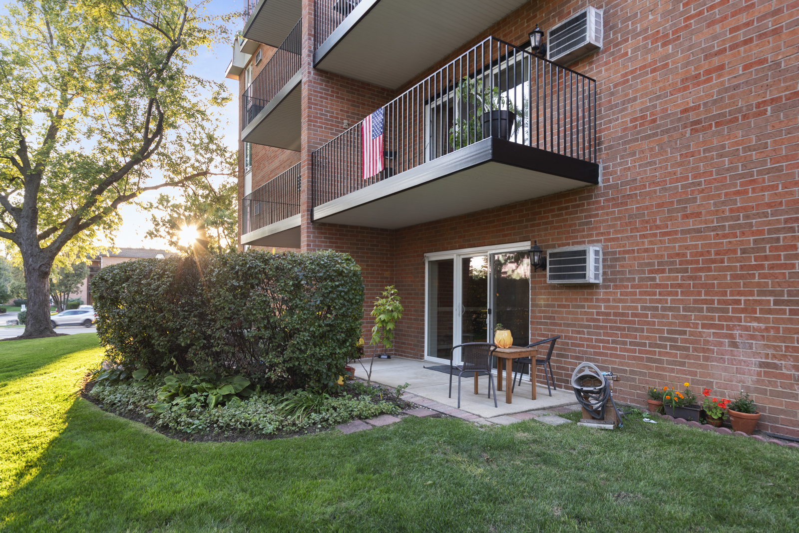 4221 Saratoga Avenue #101A, Downers Grove, IL 60515