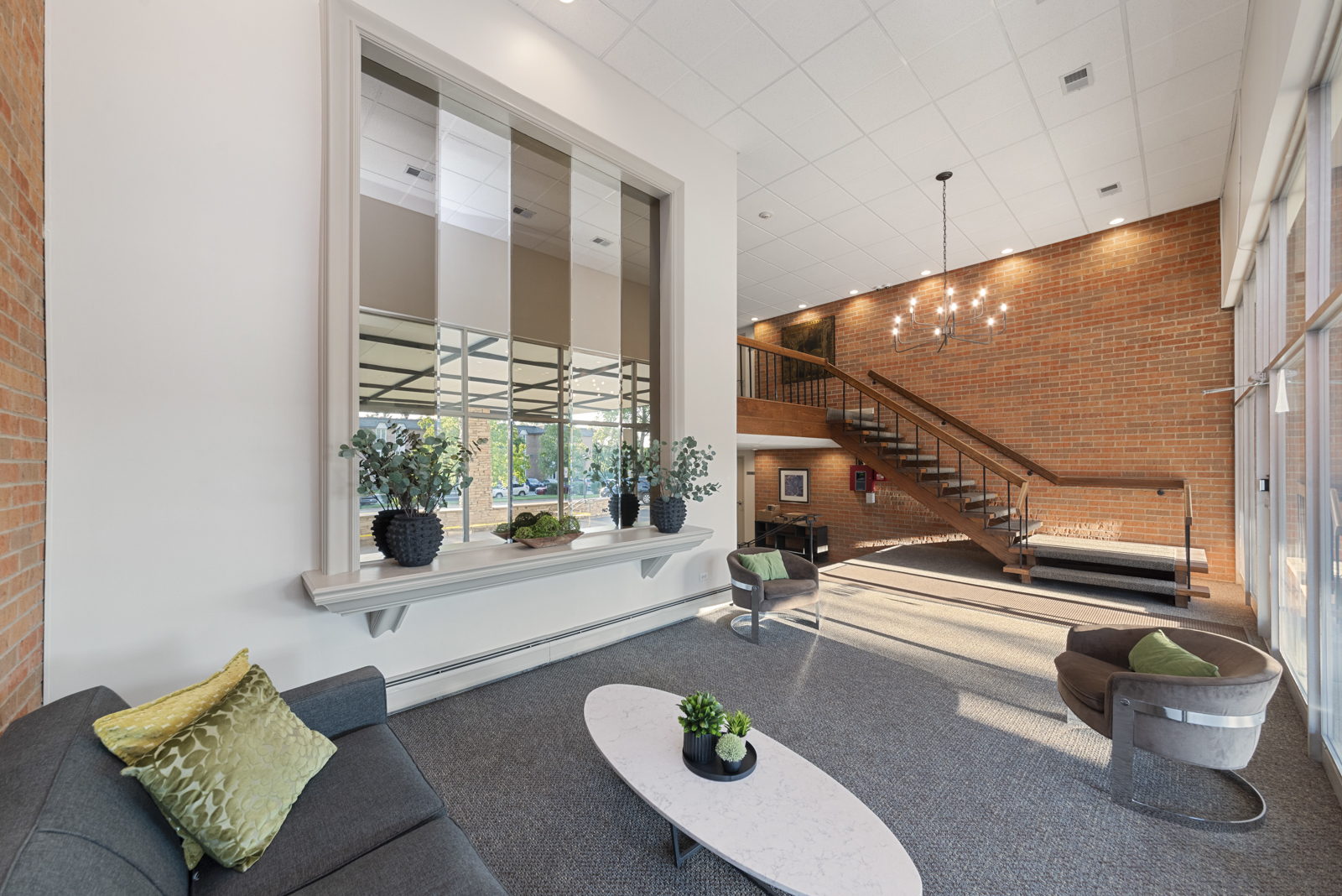 4221 Saratoga Avenue #101A, Downers Grove, IL 60515