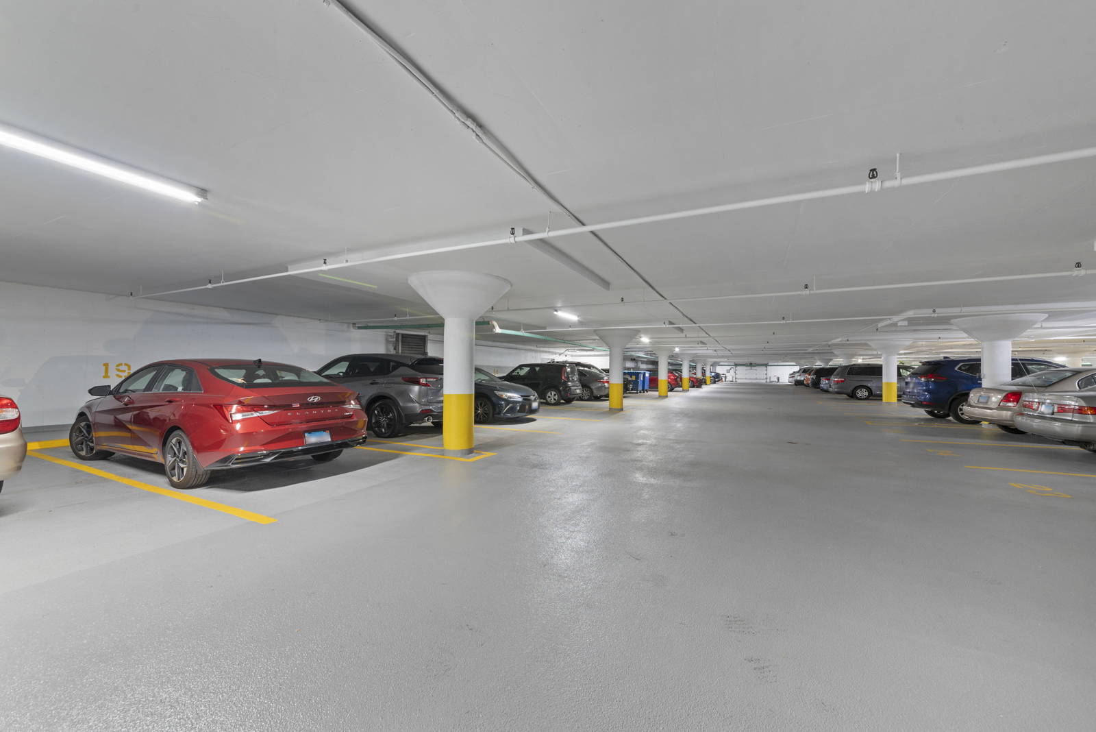 4221 Saratoga Avenue #101A, Downers Grove, IL 60515