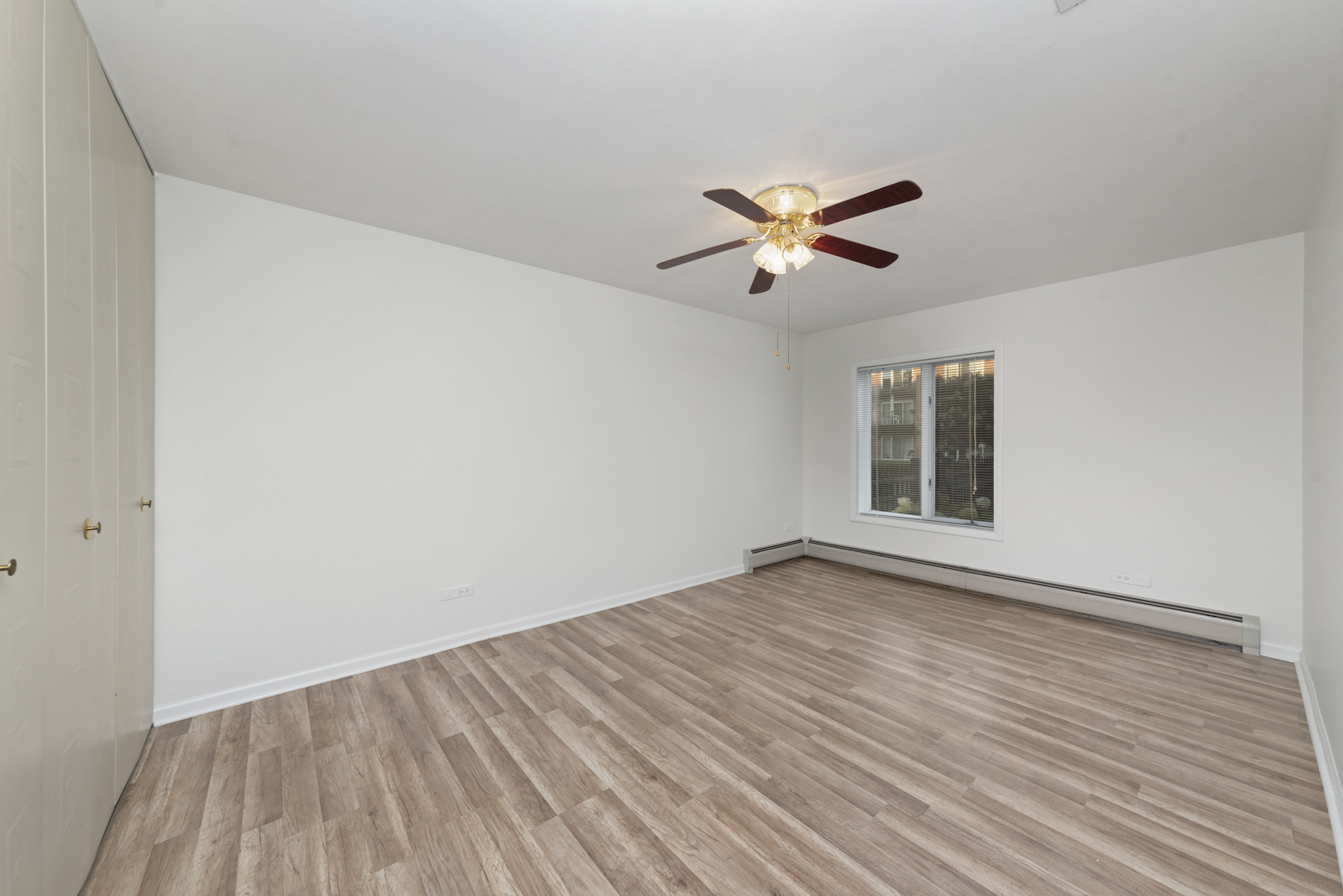 4221 Saratoga Avenue #101A, Downers Grove, IL 60515