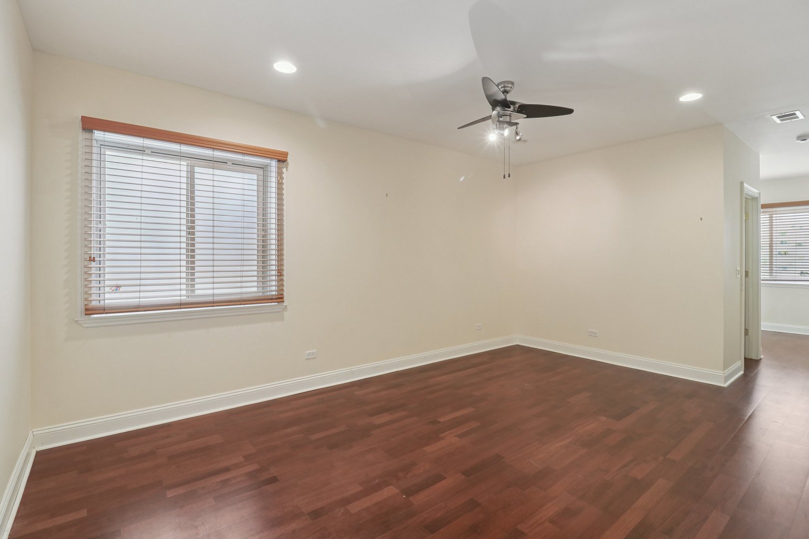 40418 N South Newport Drive, Antioch, IL 60002