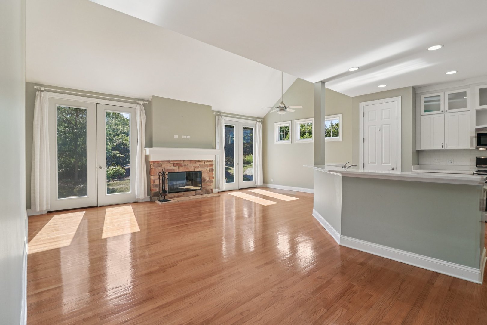 40418 N South Newport Drive, Antioch, IL 60002