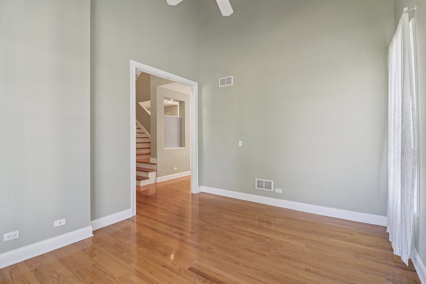 40418 N South Newport Drive, Antioch, IL 60002
